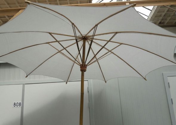 instructeur verachten balans Bamboe parasol huren - Bamboe parasol huren in Den Bosch